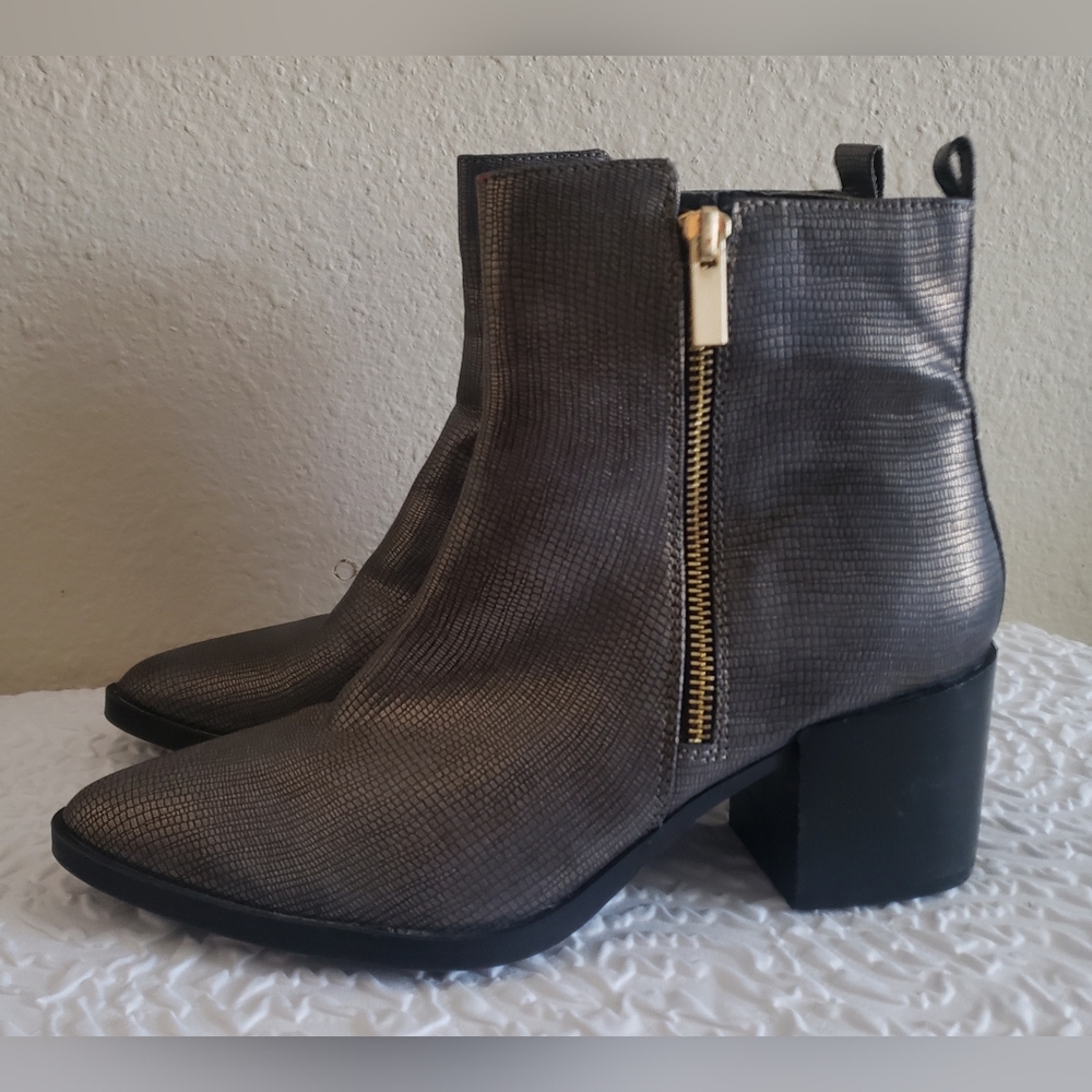 Madden Girl Sz 7.5 Winwood boots
